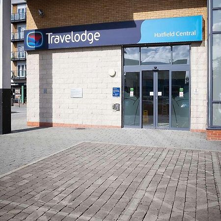 Travelodge Hatfield Central Exterior photo