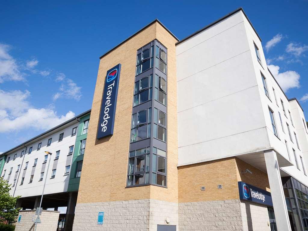 Travelodge Hatfield Central Exterior photo